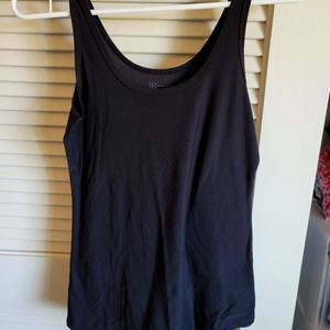 Athletic dry fit tank top